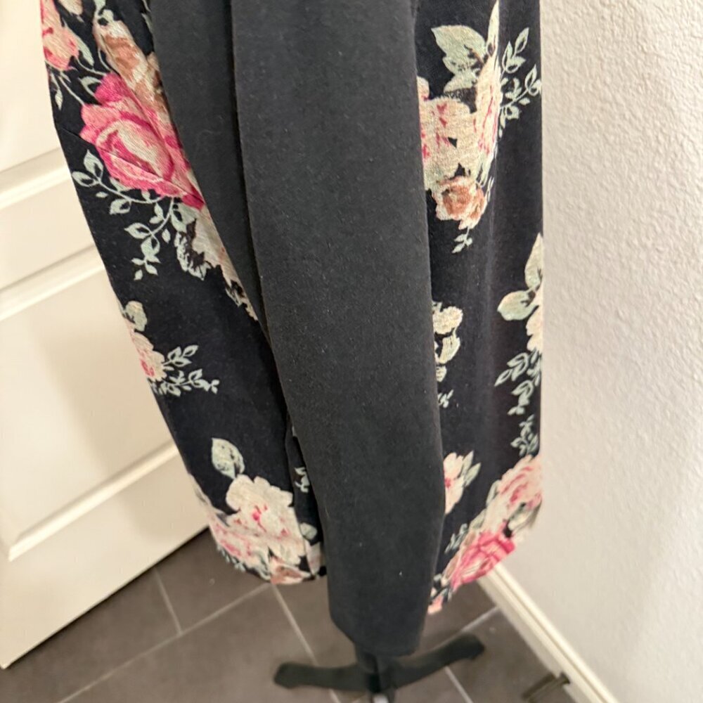 ALYX Black Floral Print Long Sleeve boho top - Picture 3 of 6